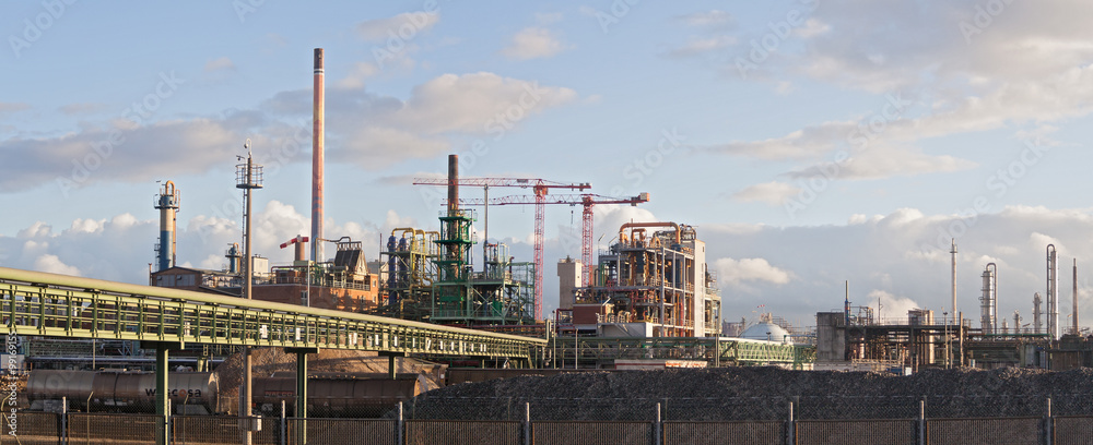 factory building in an industrial park at sunset, Frankfurt-Hoechst factory building in an industrial park at sunset, Frankfurt-Hoechst