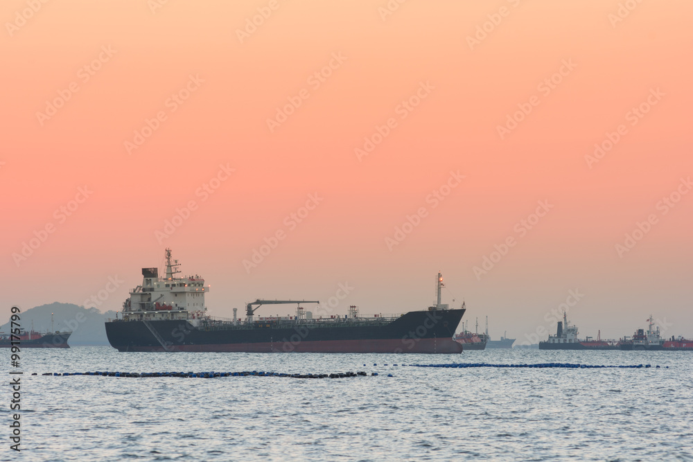 Silhouette Oil tanker, Gas tanker