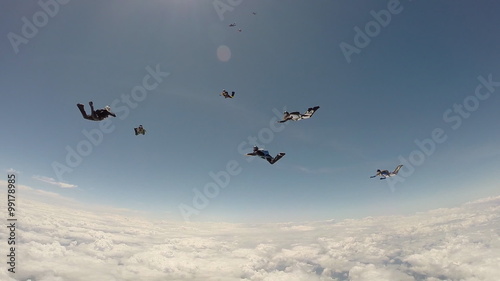 Skydiving group challenge