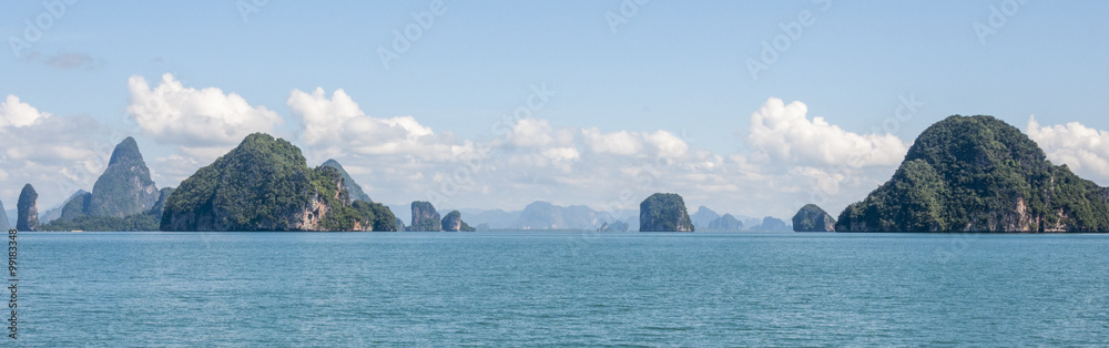 Острова в заливе Пханг-Га