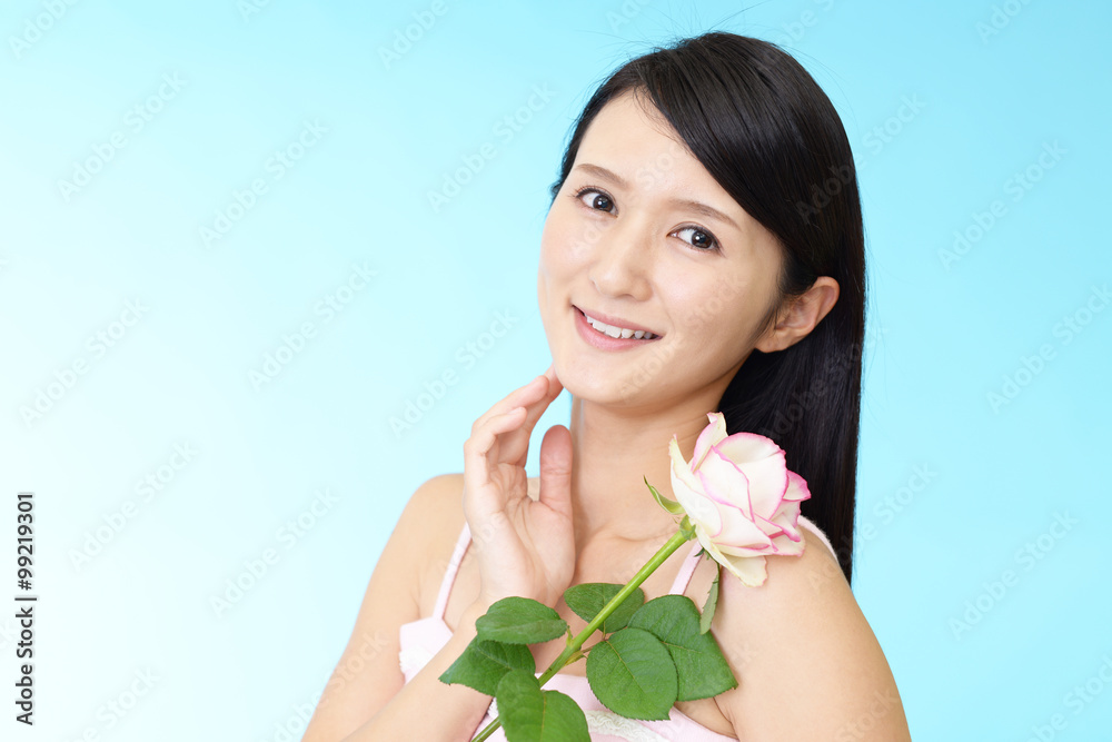 笑顔の女性 笑顔の女性