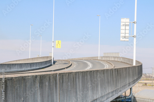 道路