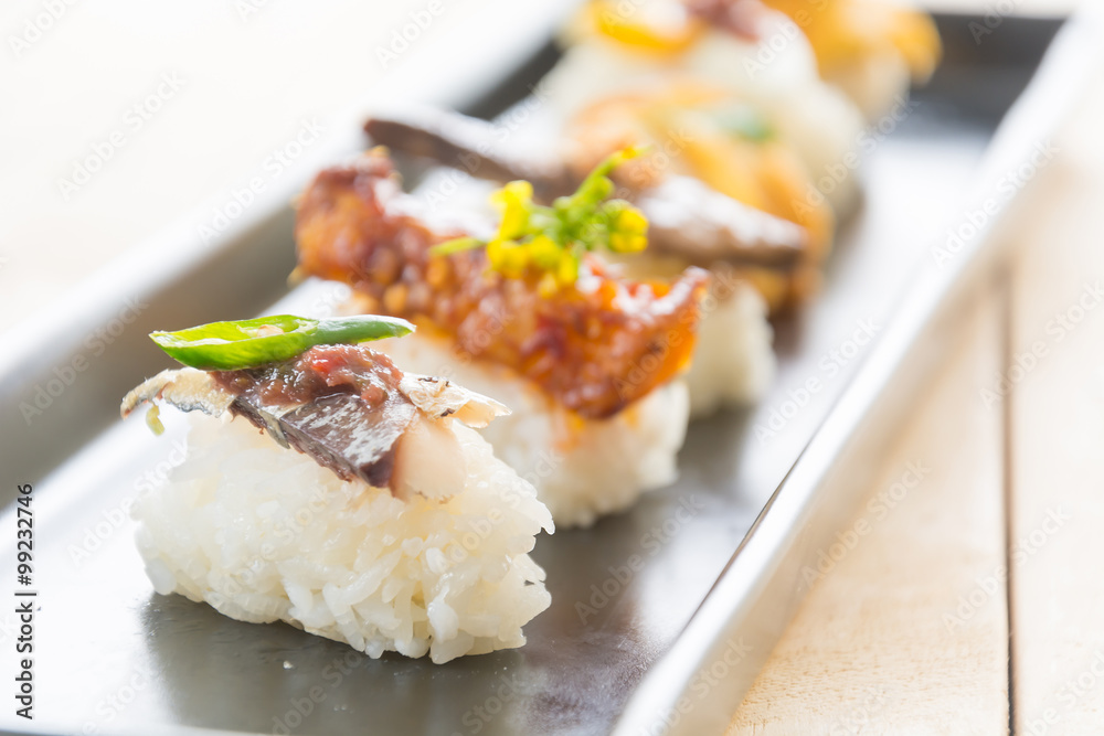 Fried Mackerel with Shrimp Paste Sauce Sushi Fried Mackerel with Shrimp Paste Sauce Sushi