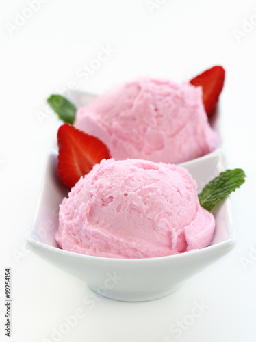 Ice Cream Strawberry.