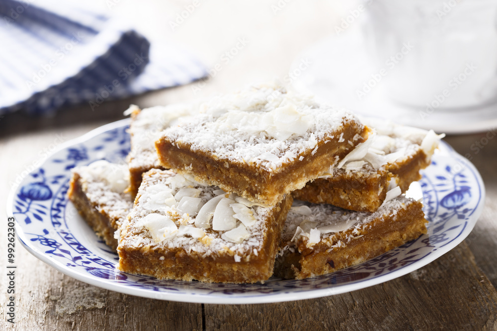 Lemon bars with coconut Lemon bars with coconut