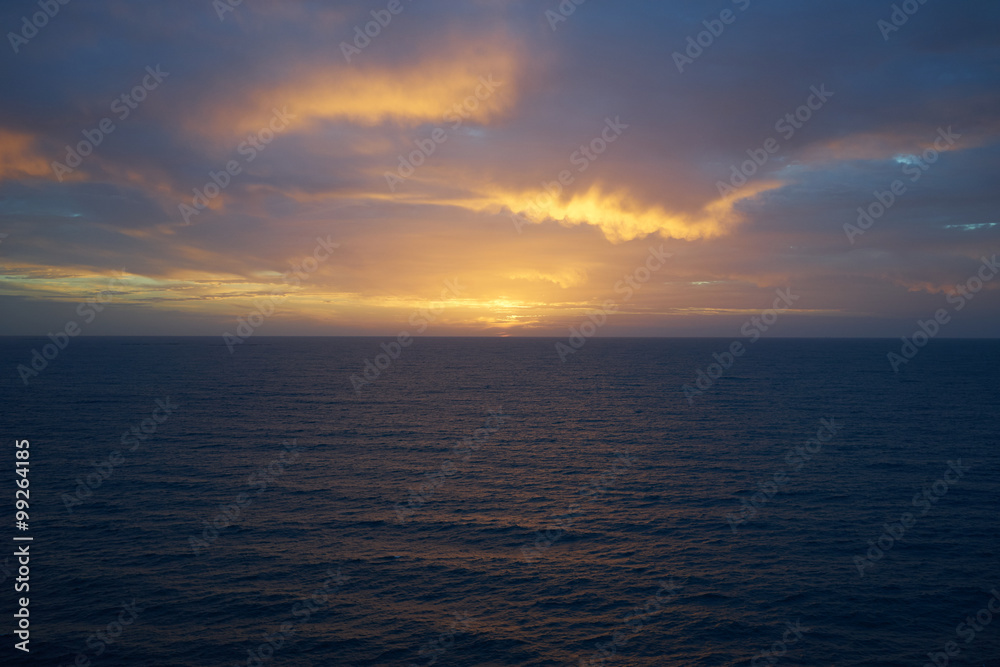 Sunrise over atlantic ocean / Sunrise in December on Gran Canaria
