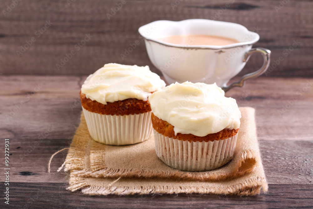 Peanut butter cupcakes