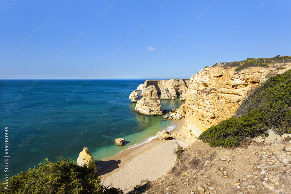 Idyllic beach praia da Marinha, Lagoa, Algarve