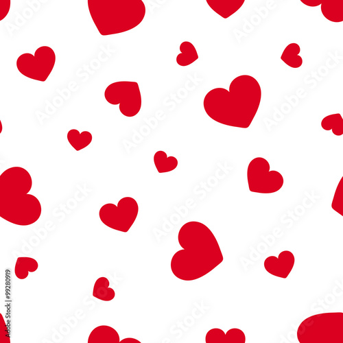 Vector seamless pattern with red hearts on a white background.