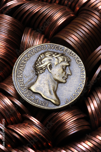 Sesterzio di Traiano Sesterc Sestertius Sestercjusz Sesterce Sestercio Sestercij セステルティウス 세스테르티우스  Sesterț Sestertii Сестерций Sesterz Sestertius Sestércio ססטרטיוס photo