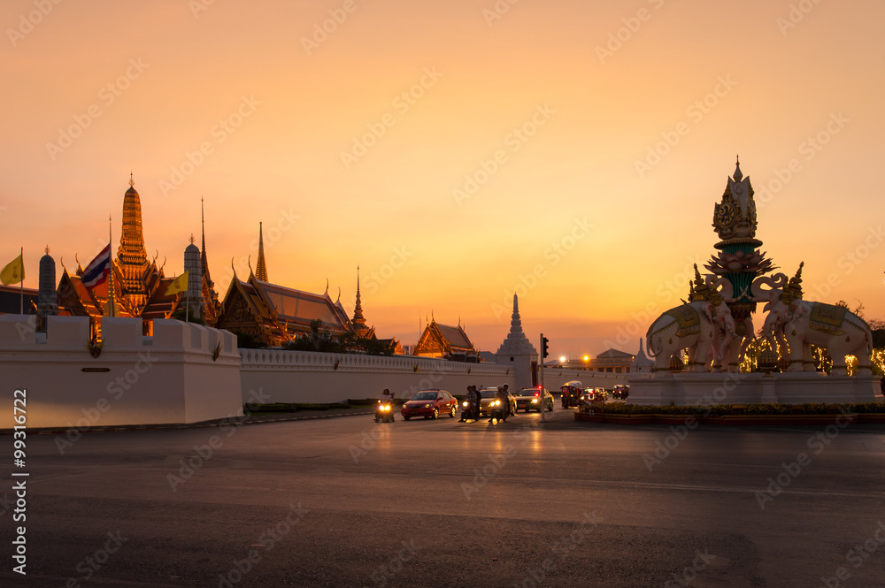 BANGKOK - THAILAND, DECEMBER 28 : Grand Palace Temple, Landmarks of Bangkok on 28 December 2015, Bangkok, Thailand
