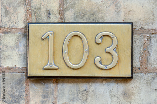 Obraz na płótnie House number 103 sign