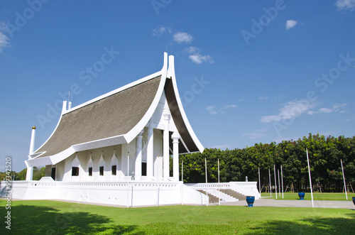 Wat Phra Dhammakaya photo