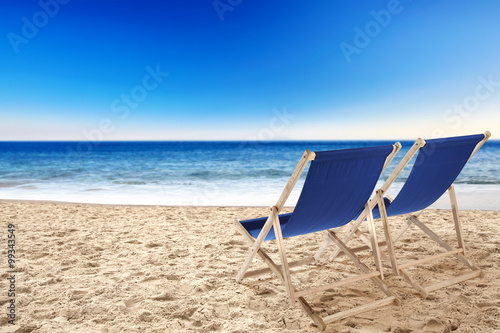 chair and beach 