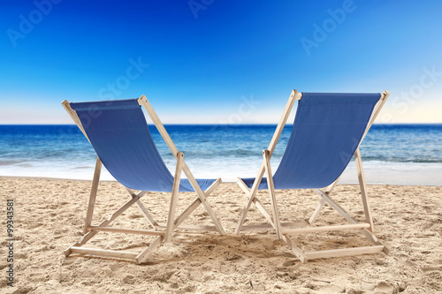 chair and beach 