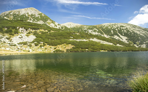 Fototapeta Naklejka Na Ścianę i Meble -  Mountain lake scene , nature landscape