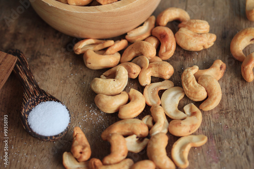 cashew nuts with salt