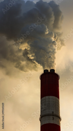 air pollution by not renewable power engineering 