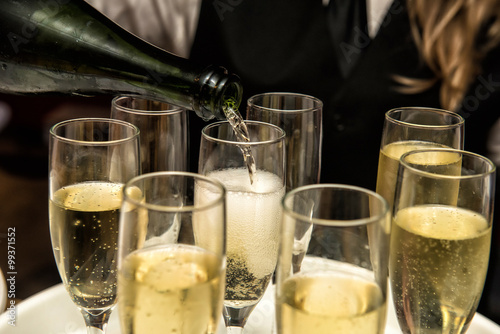 Quadro su tela Pouring Champagne
