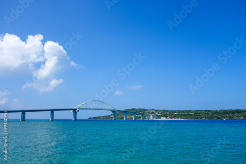 沖縄県 瀬底大橋