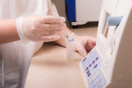 Reproductive assistance techniques and spermiogram in laboratory