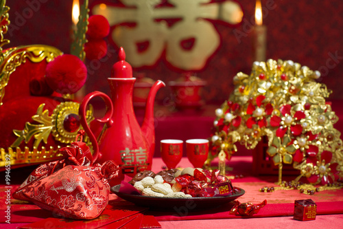 Fototapeta Naklejka Na Ścianę i Meble -  Traditional Chinese wedding elements