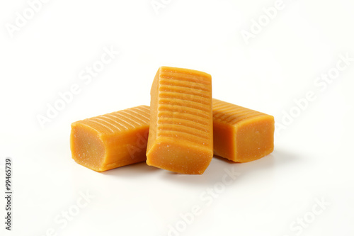Chewy caramel candies