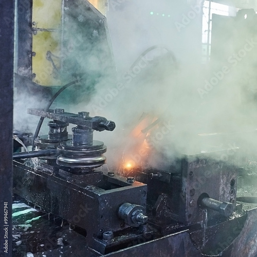The equipment of the rolling mill for pipe