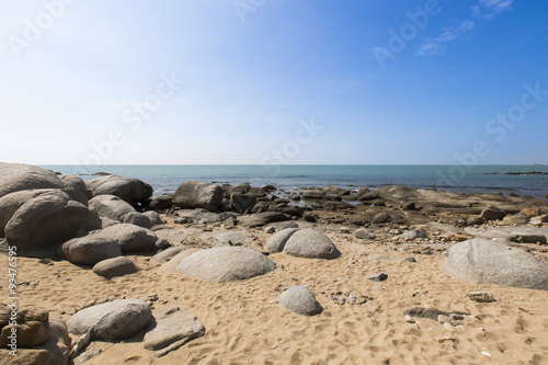 Fototapeta Naklejka Na Ścianę i Meble -  Seashore in Sanya, China