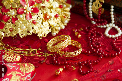 Traditional Chinese wedding elements