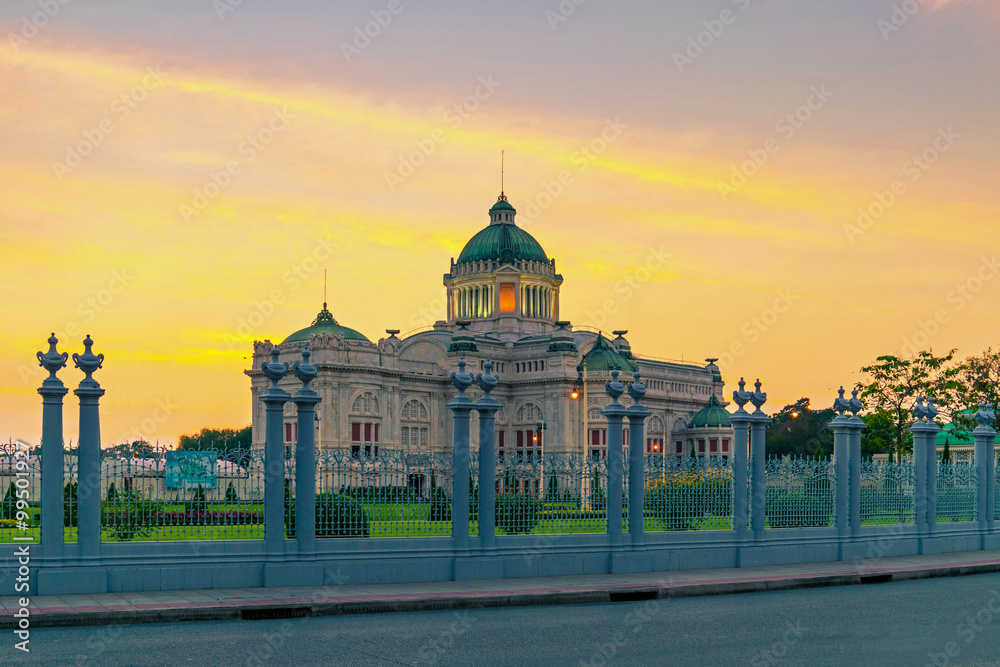 Obraz premium Sala tronowa Ananty Samakhom