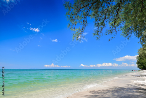sea beach blue sky sand sun daylight relaxation landscape © maya1313