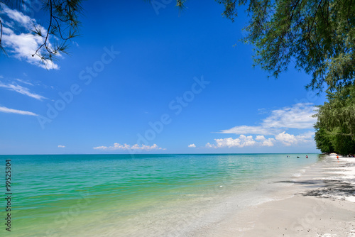 Fototapeta Naklejka Na Ścianę i Meble -  sea beach blue sky sand sun daylight relaxation landscape
