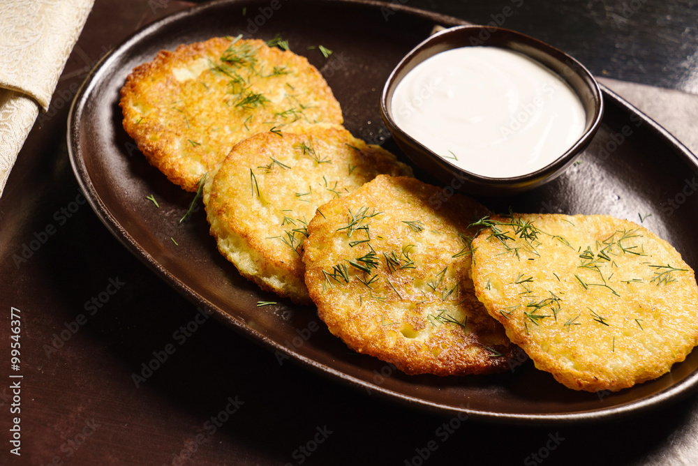 potato pancakes with sour cream potato pancakes with sour cream