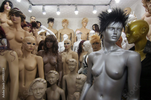 Mannequins 