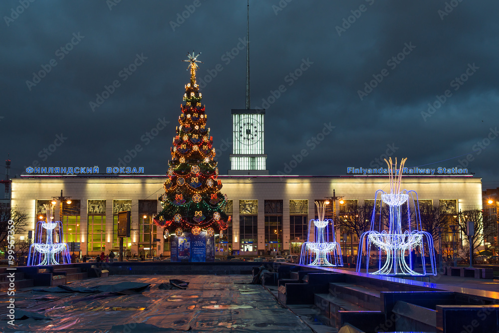 Fototapeta premium SAINT-PETERSBURG, RUSSIA, 2015. Finland Station.