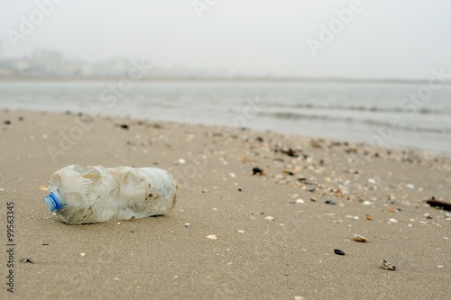Plastic pollution sea