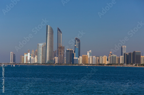 Abu Dhabi Skyline - Panorama © Mario Hagen