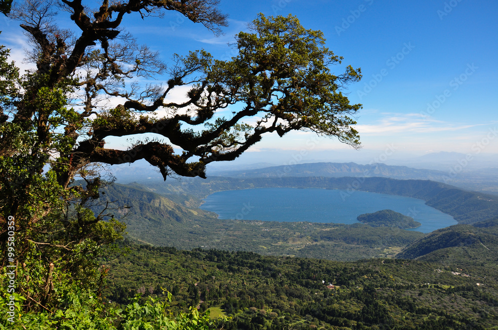 Lago de Coatepeque, El Salvador
