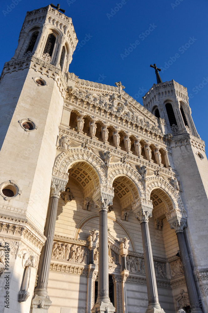 Fototapeta premium Basilica of Notre-Dame de Fourviere, Lyon, France
