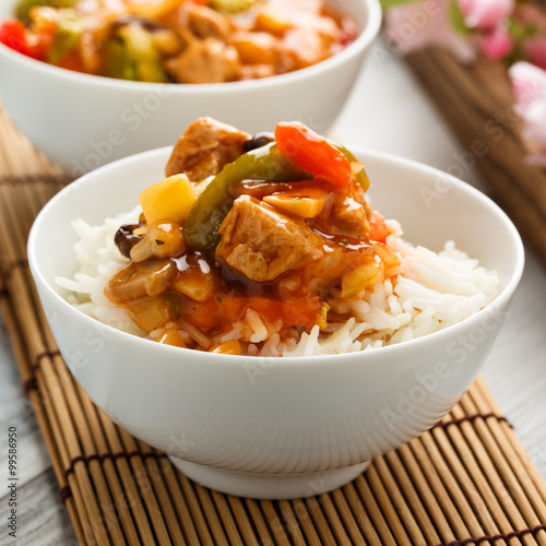 Reis mit süß-sauren Gemüse - rice with sweet and sour veggies photo