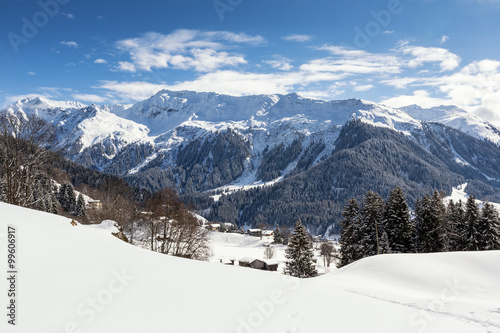 Winterlandschaft bei Klosters, Graubünden, Schweiz