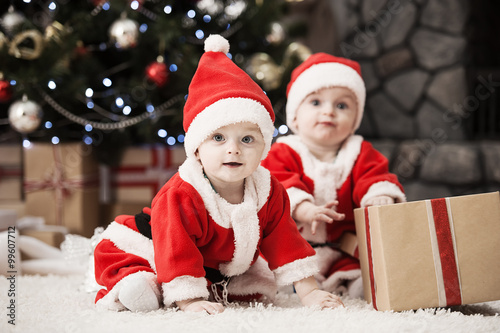 children waiting Christmas