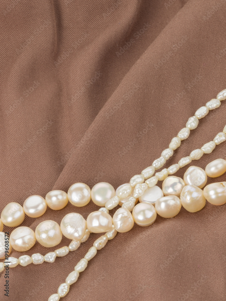 natural white pearls natural white pearls