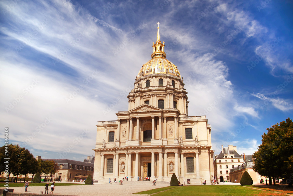 Les Invalides hospital and chapel dome. As well as a hospital and a retirement home for war veterans since 1678. The Invalides contains the tomb of Napoleon and was built for Louis XIV in 1671.