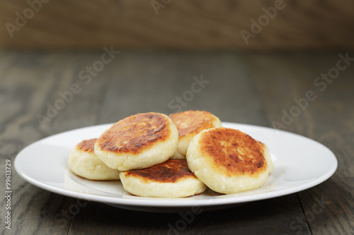 sirniki traditional russian pancakes from cottage cheese