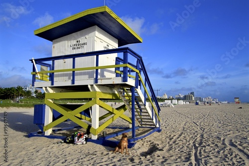 Art Deco lifeguard post, Miami © Ana