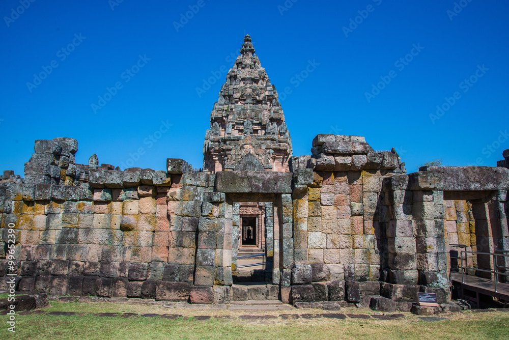 Naklejka premium Ancient sand stone castle