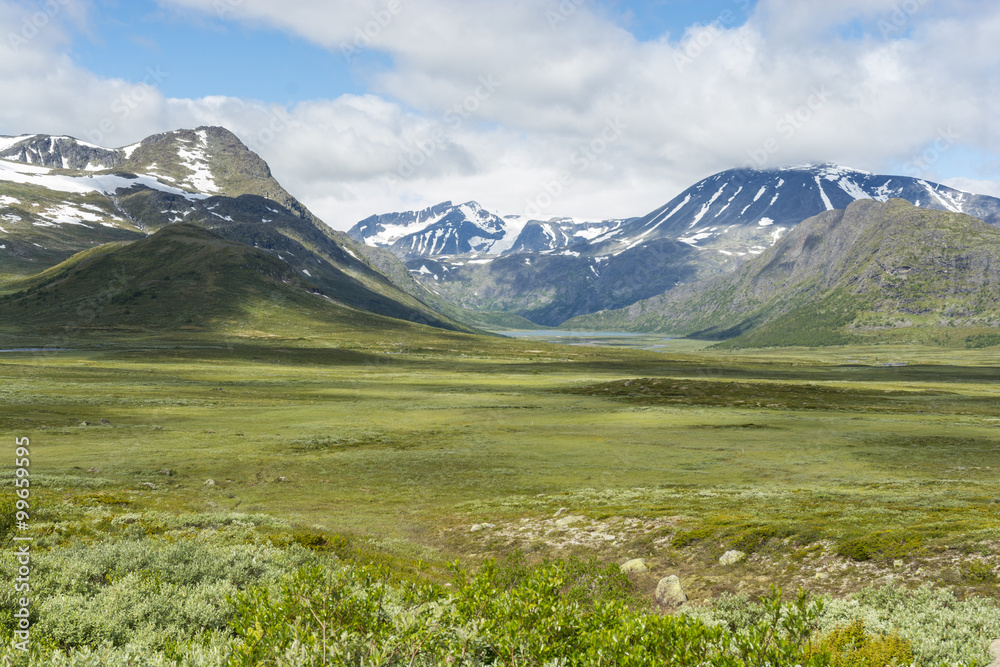 Fototapeta premium Montañas del Parque Nacional de Jotunheimen, Noruega