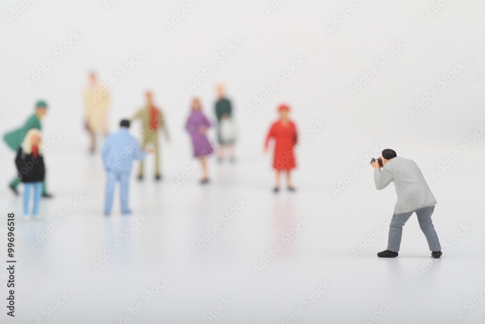 miniatura di fotografo dedito alla street photography miniatura di fotografo dedito alla street photography